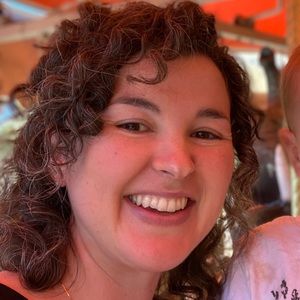Meet your Posher, Claire